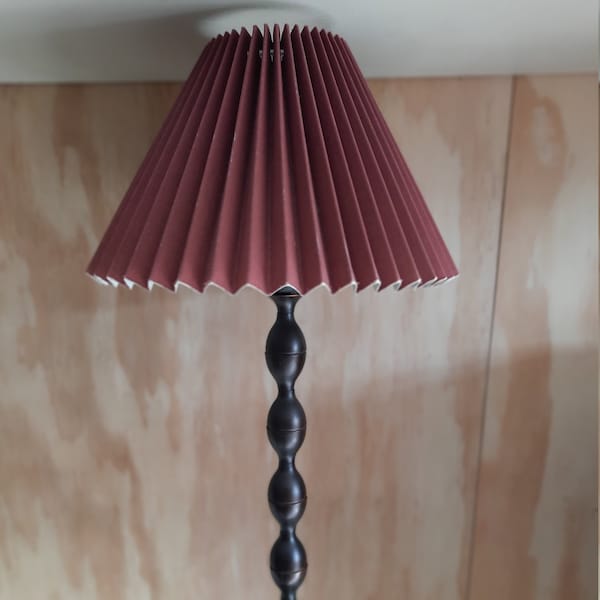 VTG Ikea Table Lamp with shade