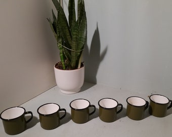 Set of 6 vintage Enamel Mugs Cups Bowls green