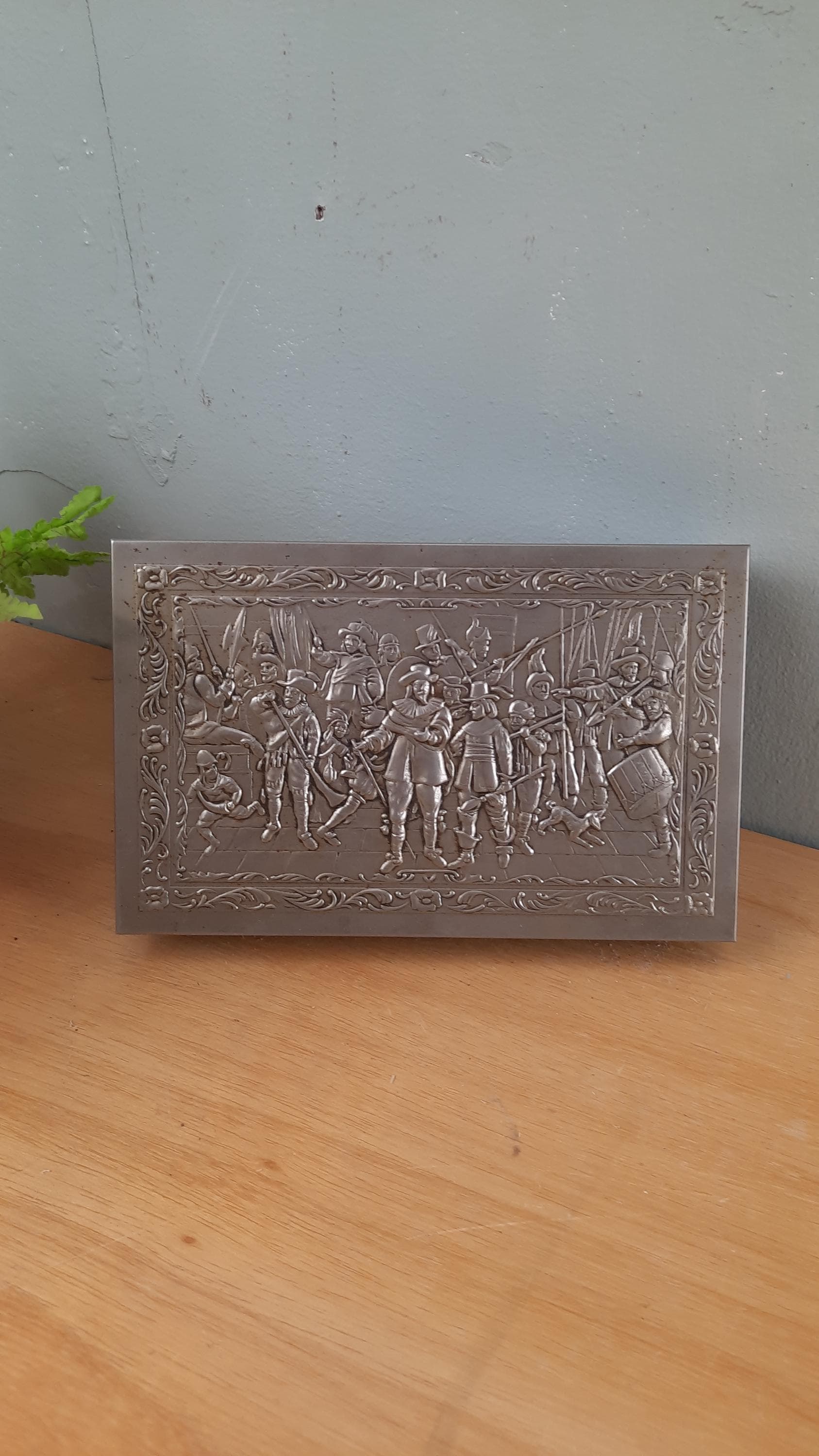rembrandt van rijn cigarettes Vintage Silver Cigar Box, Night Watch Rembrandt van Rijn retro