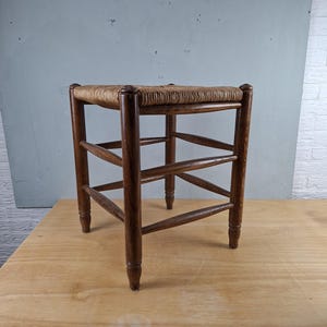 Stool vintage Charlotte Perriand style, oak with rush seat