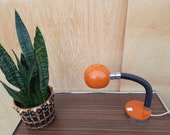 Vintage bureaulamp Eyeball uit de jaren 60 oranje
