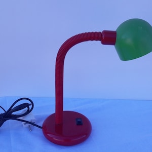 Vintage Memphis Stil Schreibtischlampe.