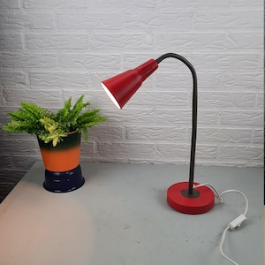 Vintage Ikea Kvart desk lamp Bedside lamp red.