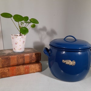 Vintage Enamel Soup Pan Blue 3 ltr.