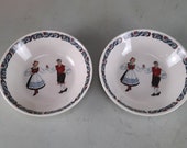 Set van 2 Vintage Noors Figgjo Flint,  schaaltje, Hardanger Dancers, uit de jaren vijftig