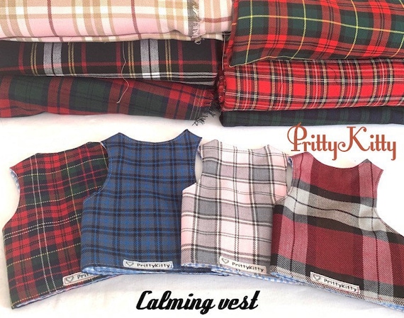 Calming vest for cats suffering with stress aggression or unwanted behaviour Extra soft shirt for all day
