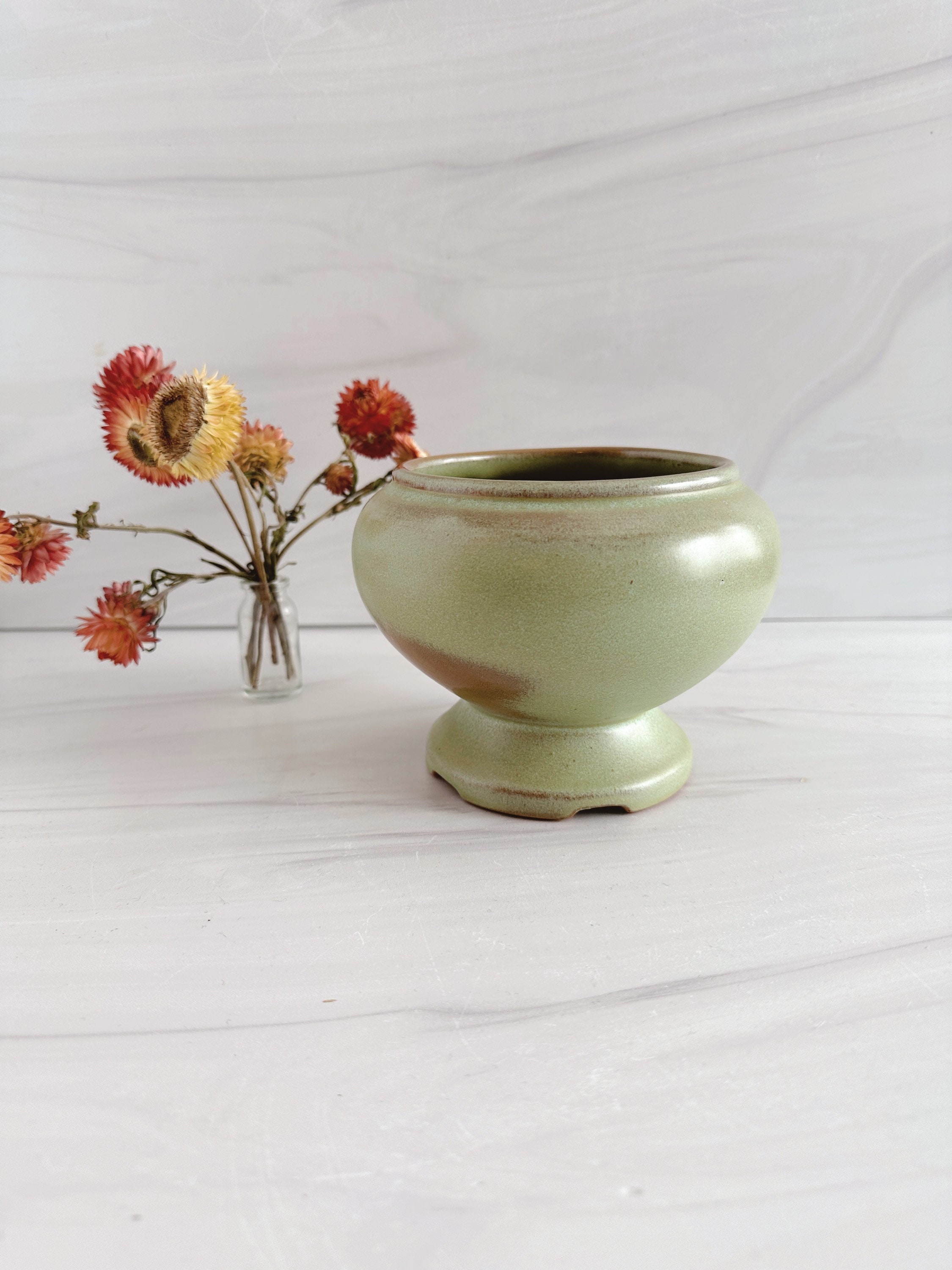 Frankoma #22 Footed Planter in Prairie Green