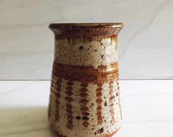 Vintage Brutalist pottery | vintage handthrown pottery | vintage midcentury pottery | signed pottery