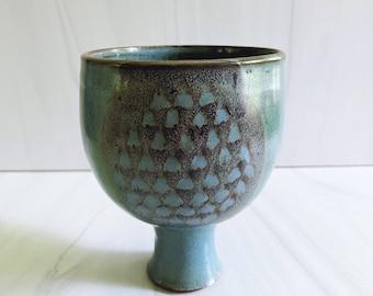 Vintage ceramic pottery vessel