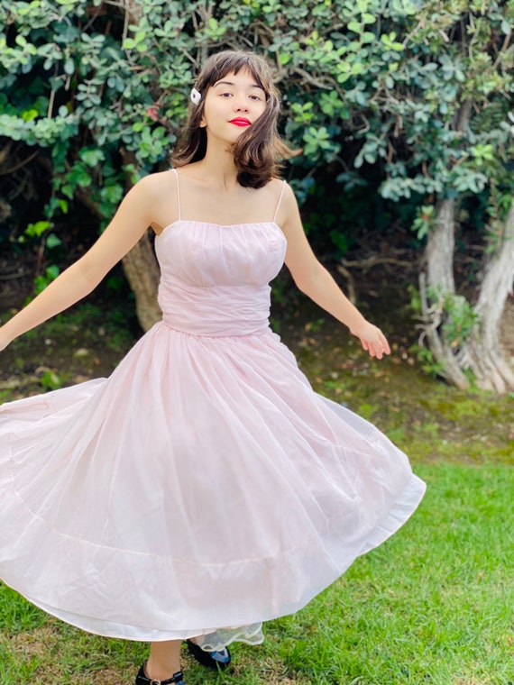 Vintage 1950s - Sweet Pink Chiffon Prom Dress -195