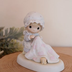 Vintage Precious Moments crafty girl with kitten, 1984 Love covers all