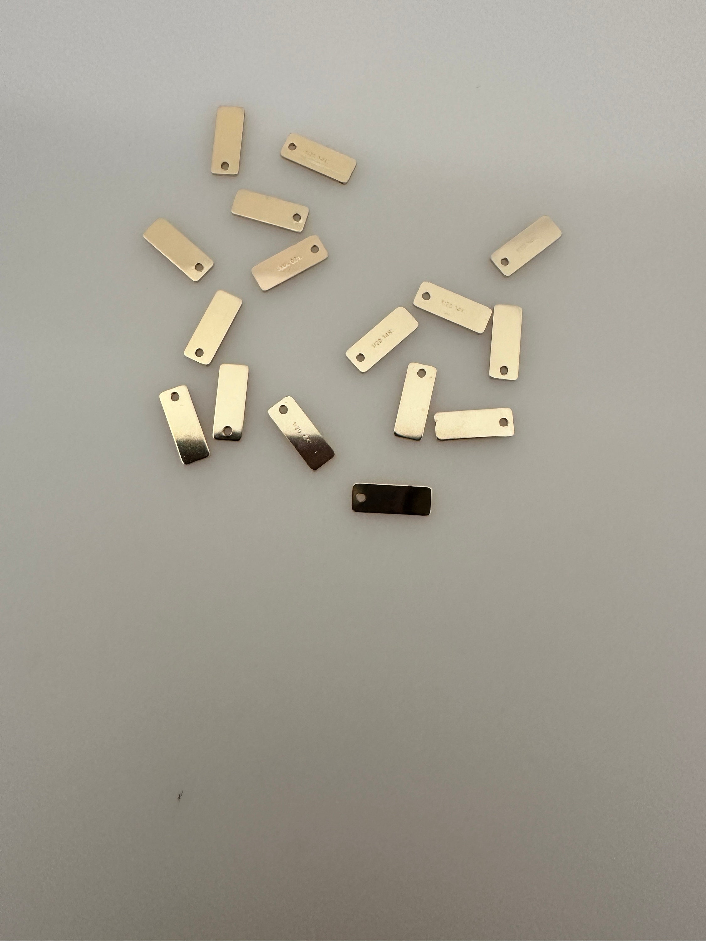 【爆買い！】 HOLE 0.8MM (3X8MM) Rectangle Filled Gold 14k #X14GF Etsy - ネックレス・ペンダント