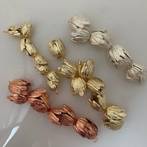 1 Strand of Tulip Bead Cap/End Caps, Available in Two Sizes and Three Colors-Gold Finish & Silver Plated,Copper. Sizes: 15X12mm, 20mmX18mm.