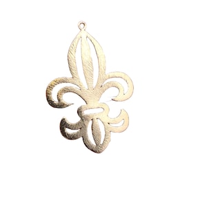 Fleur de lis Beautiful Gold Finish Charm, 6 to 8  Pcs., Anti Tarnish | Brushed Finished Pendants | Two Sizes. &quot;39X27mm&quot; & &quot;52X36mm&quot;.