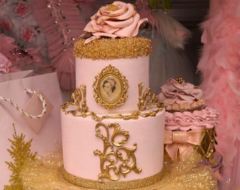 Faux wedding Cake pink and gold "Patricia"