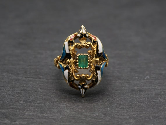 Vintage Emerald Enamel Gold Ring / Antique Style I