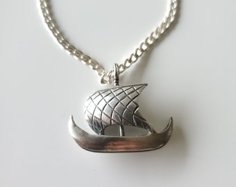 1970's Vintage Sailboat Sterling Silver Pendant Necklace