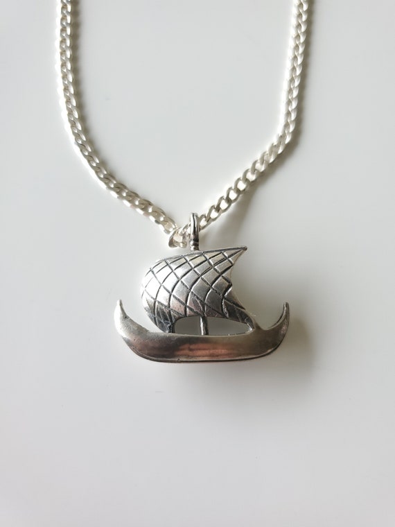 1970's Vintage Sailboat Sterling Silver Pendant N… - image 1