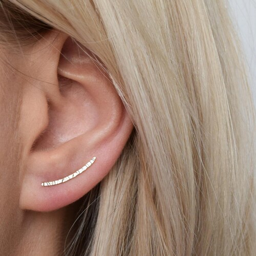 14 K Gold Ear Climber Dainty Ear Crawler Ear Cuff Hammered Etsy