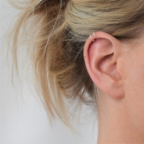 Silver Helix Cuff - Ear Cuff - Double Helix Cuff - Hammered Ear Cuff - Adjustable Ear Wrap - Fake Helix Ring - Sterling Silver Ear Cuff