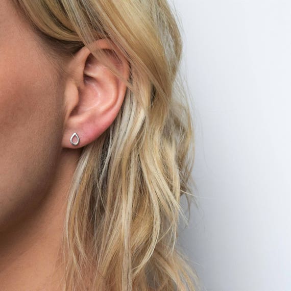 Raindrop Studded Earrings Raindrop Studded Earrings