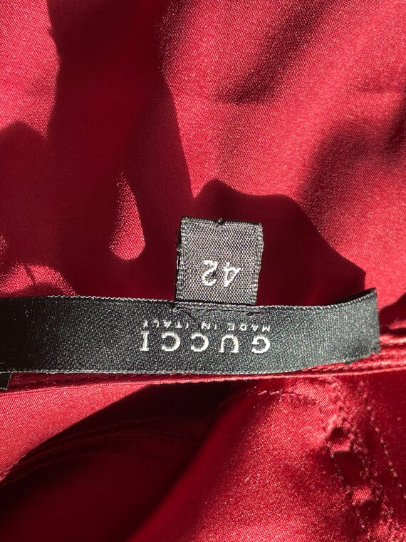 Gucci by Tom Ford Autumn 2003 Red Silk Cocktail D… - image 8
