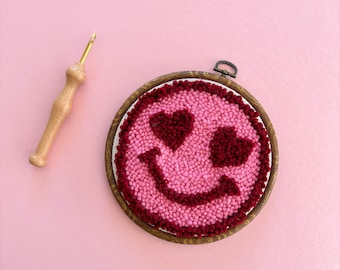 Heart Eyes Smiley Face Beginner Punch Needle Kit | Video Instructions