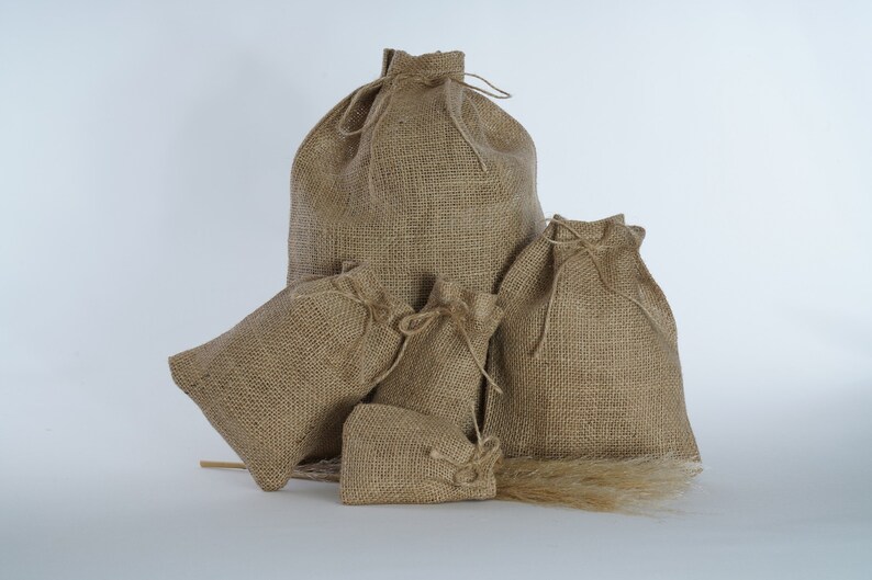 Natural Vegan Jute Rustic Burlap,jewelry package bag,Party Recycle Bag Wedding Gift Bags Spice Bag,Drawstring Sacks 20 Pcs 7x9 17X22 cm