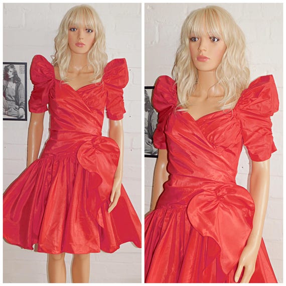Vintage 80s Bright Red PUFF Slvd PRINCESS Full Skirt Prom Party Dress 8 10 S 1980s Kitsch Cocktail Evening Halloween