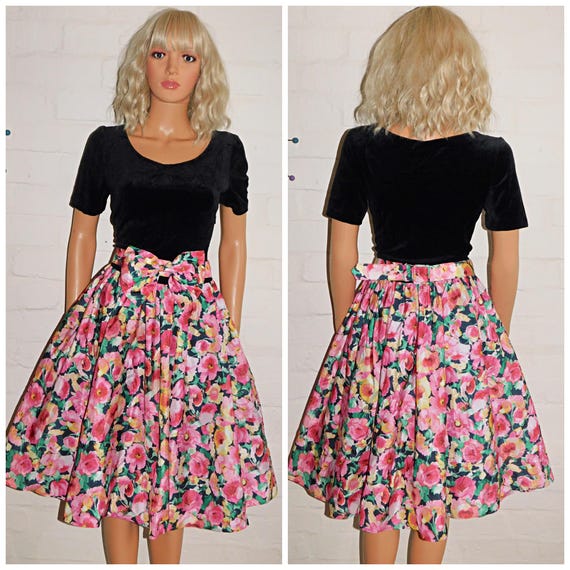 Vintage 1980s Black FLORAL Rose print Swing PROM Day Dress 14 M 80s Kitsch PARTY Bow