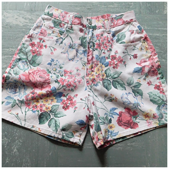 Vintage 80s KITSCH PASTEL Floral Rose Print SHORTS 12 M 1980s Nu Wave