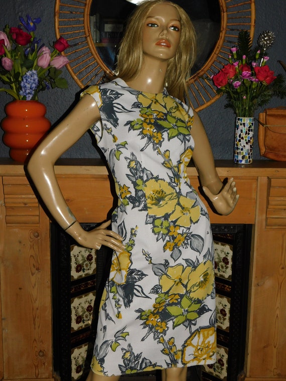 Vintage 60s Yellow Grey ABSTRACT FLORAL Print MOD… - image 7