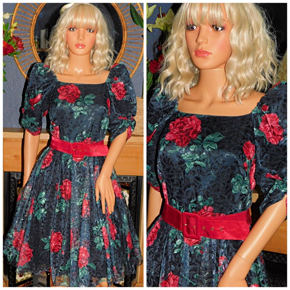 Vintage 80s Black red Green ROSE FLORAL LACE Prom Party Dress 12 14 M 1980s Cocktail Kitsch