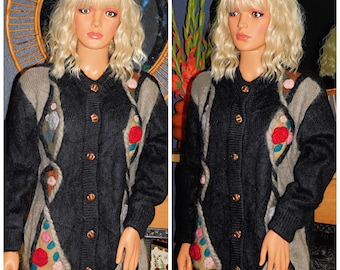 Vintage 80s Black Multicoloured Applique Oversized Slouchy MOHAIR Wool Cardigan S M 1980s Kitsch Trashy