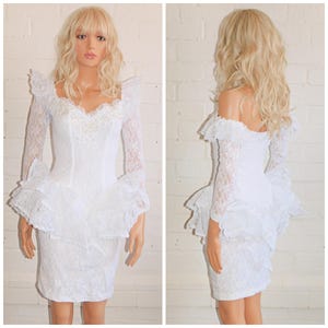 Vintage 80s TRASHY White Lace PEPLUM Mini WEDDING Dress 6 Xs 1980s Kitsch Prom Party Bride Bridal Hen