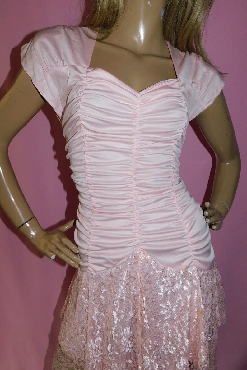 Vintage 80s TRASHY Peach Pink RUCHED LACE Prom Party Wedding Dress 8-10 S 1980s Hen Party Cocktail Bride Kitsch