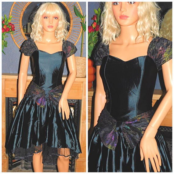 Vintage 80s Black WET LOOK Floral Lace BOW Front Prom Party Dress 10 S 1980s Cocktail Kitsch Extreme Asymetrical