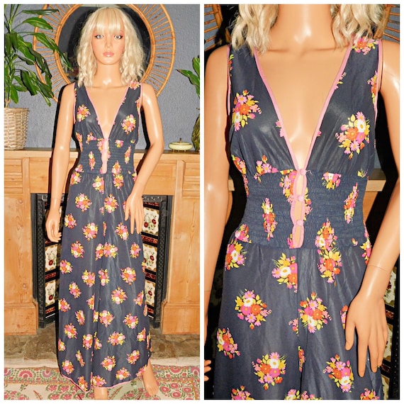 Vintage 70s Kitsch Multicoloured PLUNGING NYLON Floral Print Wide Legged Jumpsuit 10 12 14 S M 1970s