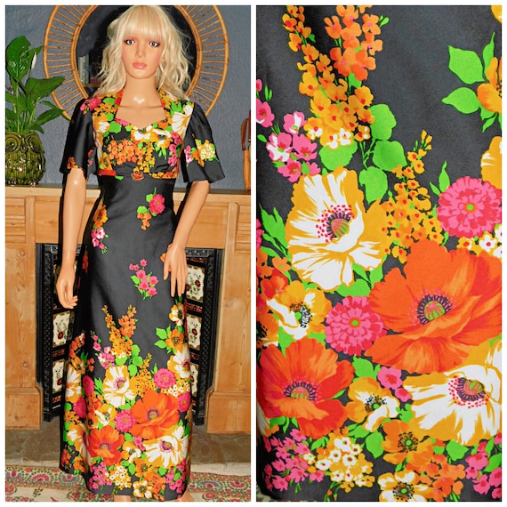 Vintage 70s Black Multicoloured BOLD Floral Print Maxi Dress 10 S 1970s FLOWER POWER Wing Sleeves