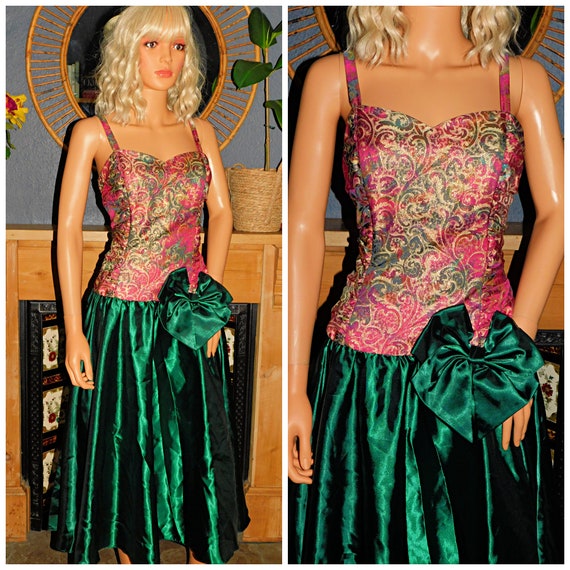 pink and green cocktail dress Red Dress | Green & Pink Contrast Trim Sleeveless Mini Dress