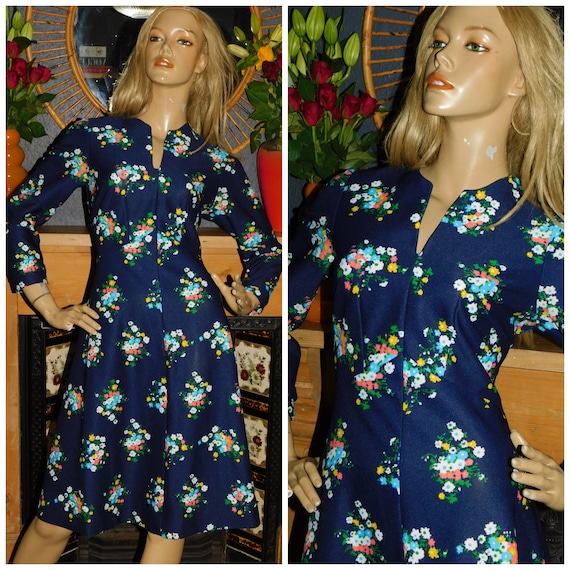 Vintage 70s Navy/multicoloured FLORAL Print TEA Dress 10-12 S M 1970s Kitsch