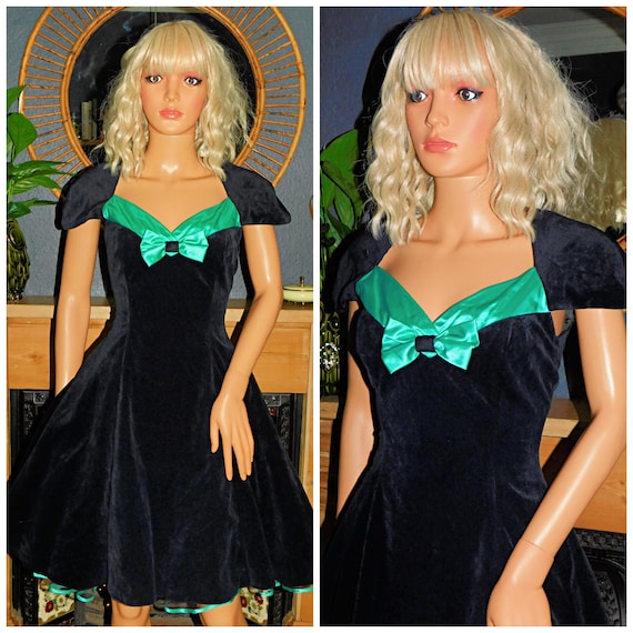 Vintage 80s Black Velvet EMERALD Green BOW Front Prom Party Dress 8 S Xs 1980s Rockabilly Kitsch
