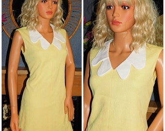 Vintage 60s Yellow White CONTRAST COLLAR Mini Mod GoGo Dress 12 M 1960s Kitsch Tunic Top