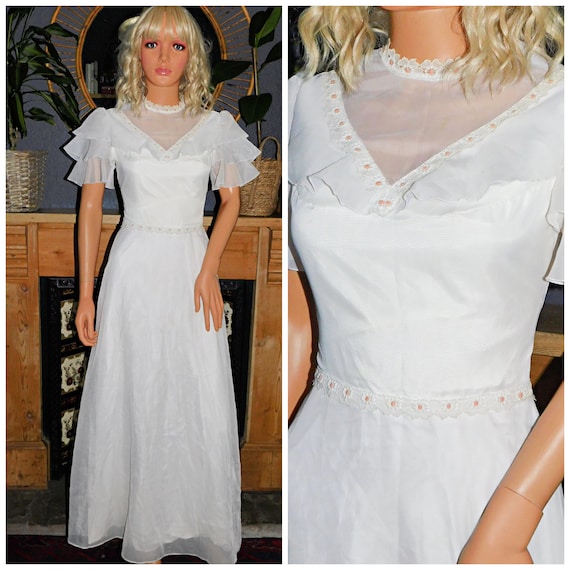 Vintage 70s BOHEMIAN White Crochet DAISY WEDDING Maxi Dress 8 S 1970s Boho Hippy Hippie Woodstock Wedding Prairie