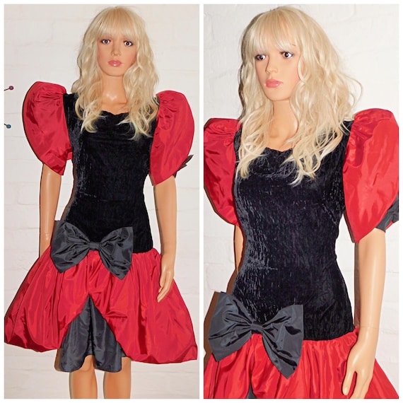 Vintage 80s Red Black BOW PUFFBALL Bubble Hem Mini Prom Party Dress 12 M 1980s Cocktail Extreme Avant Garde Queen of Hearts