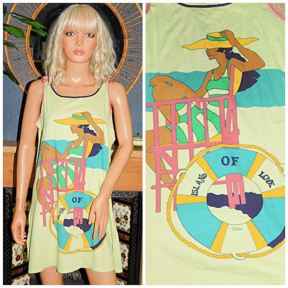 Vintage 80s ISLAND Of LOVE Lady Beach Print Slouchy T-Shirt S M 1980s Novelty Kitsch