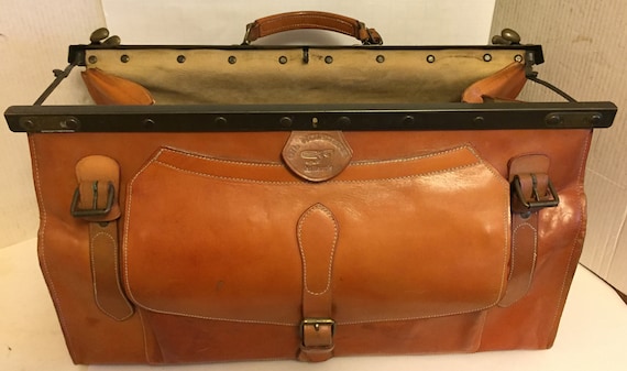 gil holsters bag