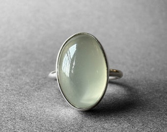 Natural Orthoclase Moonstone Silver Ring, Shimmering Cat's Eye Moonstone Ring Size 7, Daily Use Solid Design, Green Moonstone Ring for Her