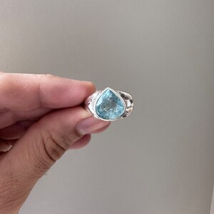 Fantastisk silverring med naturlig akvamarinsten, blå beryll-akvamarinring storlek 7, fars speciella samlingsstycke, antikens romersk konstdesign bild 8