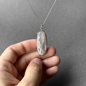Natürliche Nicht erhitzte Rosa Kunzit Silberkette, Rosa Farbe Kunzit Anhänger, Große Größe Kunzit Halskette, Besondere Stück, Kunzit Männer Halskette Bild 2